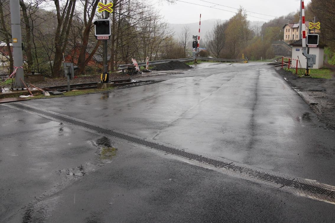 Odvodnění u železničního přejezdu Odvodnění u železničního přejezdu