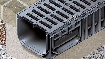 Kompozitní odvodňovací žlab RECYFIX PLUS X Kompozitní odvodňovací žlab RECYFIX PLUS X
