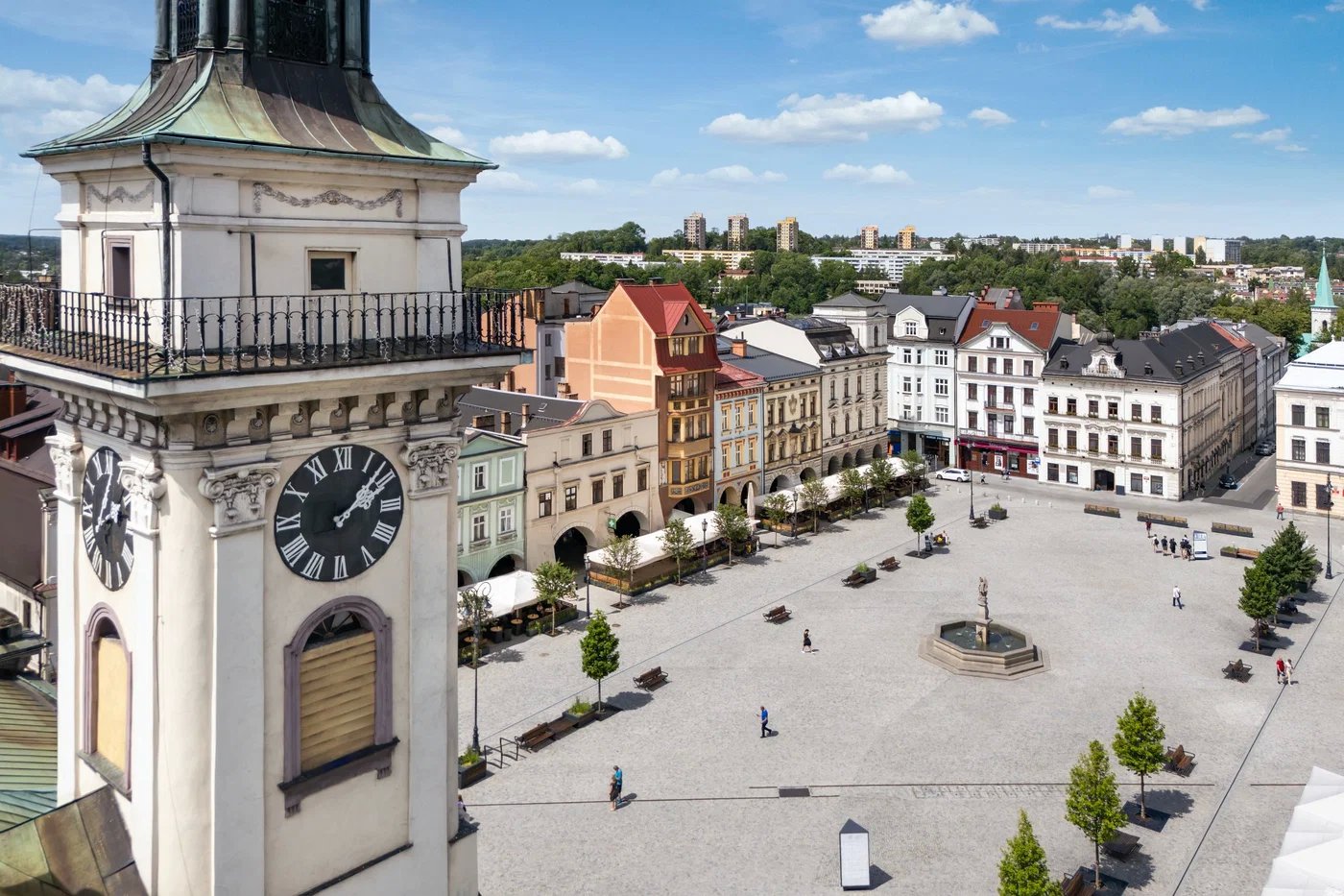 Krásné historické náměstí v Těšíně